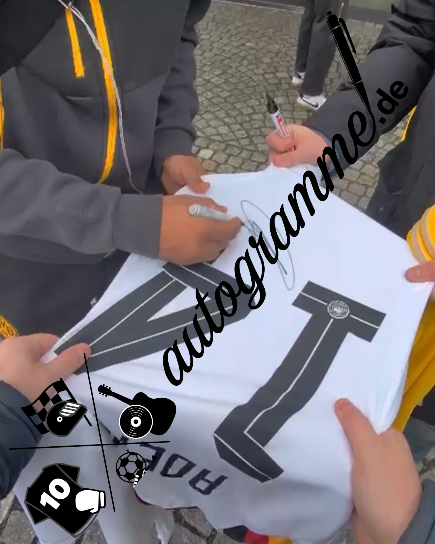 DFB Trikot WM 2026 Karim Adeyemi signiert Autogramm Adidas COA XL