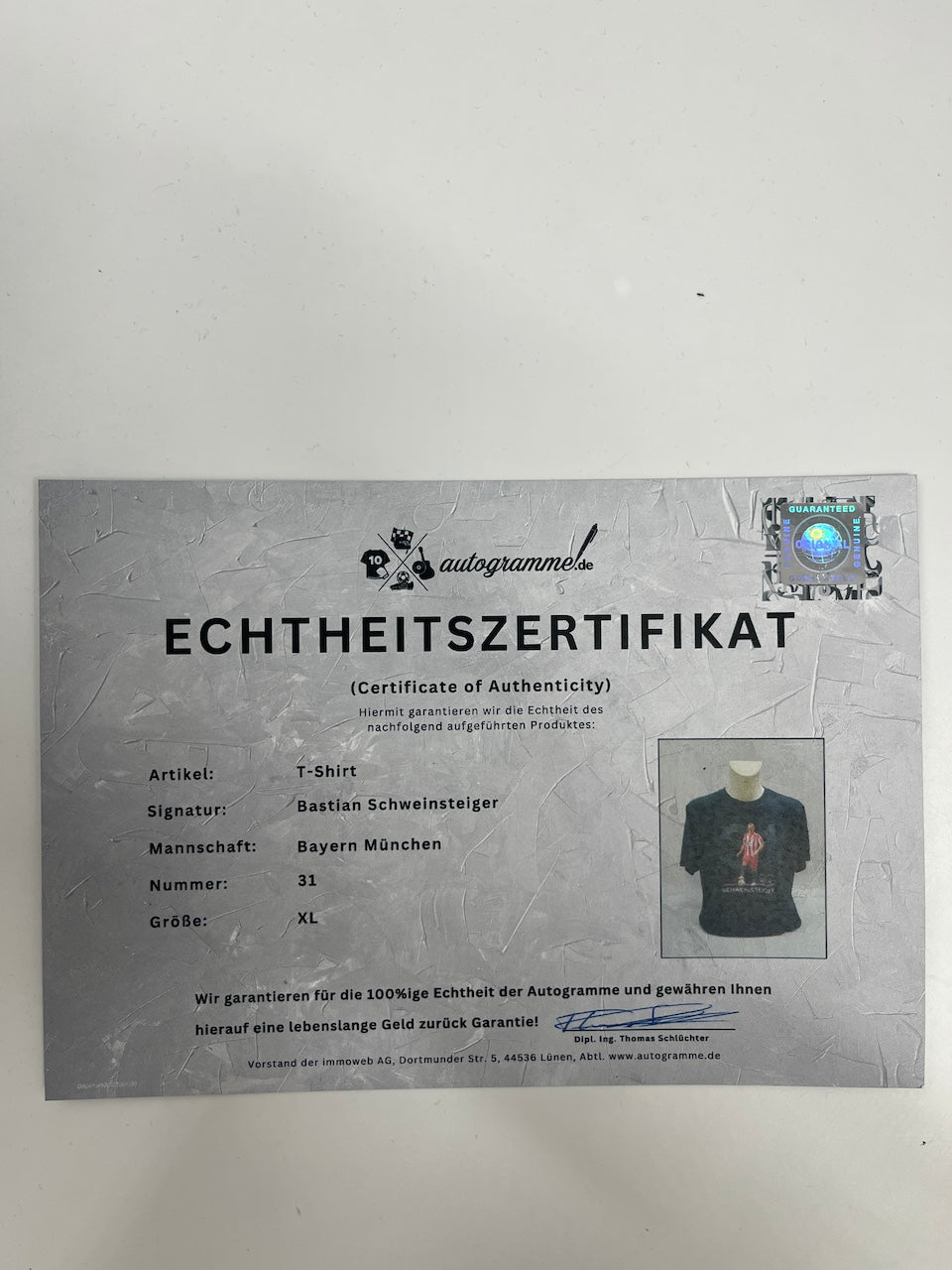 Bayern Munich T-shirt signed by Bastian Schweinsteiger, FCB XL