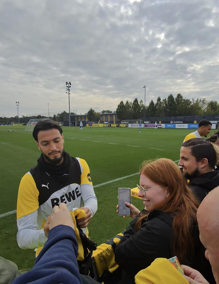 Borussia Dortmund Sondertrikot Ramy Bensebaini signiert Puma COA Autogramm XL