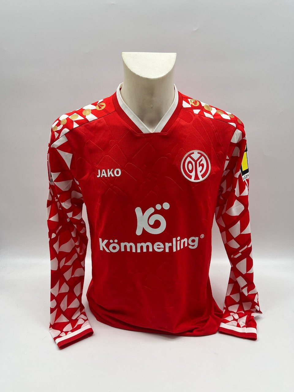 Matchworn Mainz Trikot getragen & signiert von Nadiem Amiri 27.09.2025