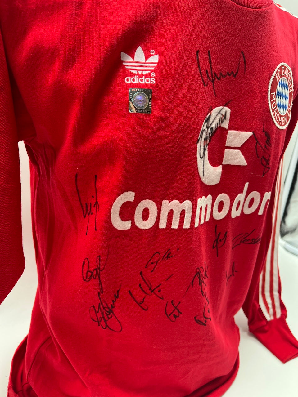 Bayern Munich jersey 1984/1985/1986, team signed, autographed, Adidas, new, size L