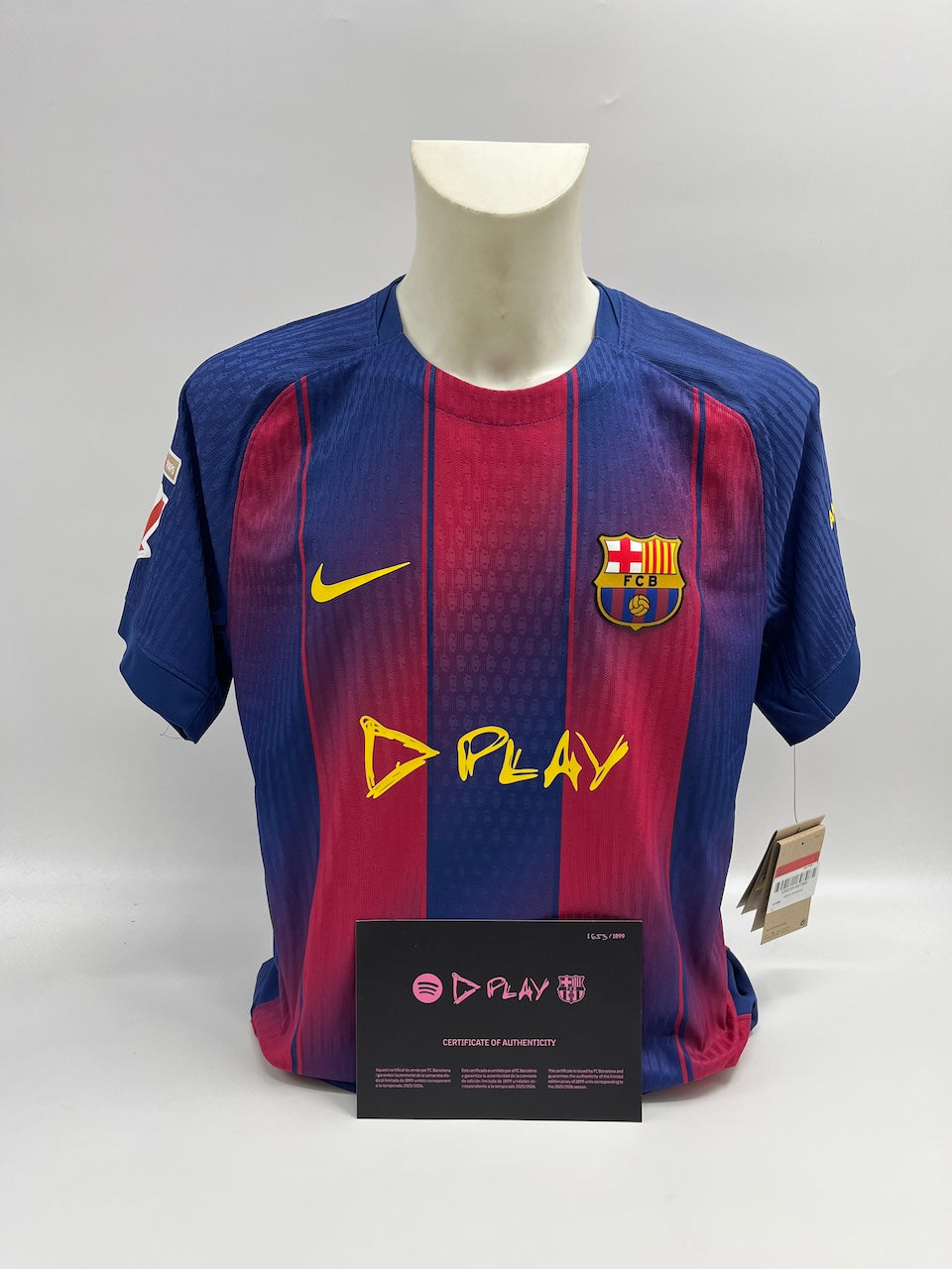 Limited Barcelona x Play jersey Ed Sheeran L 1653/1899