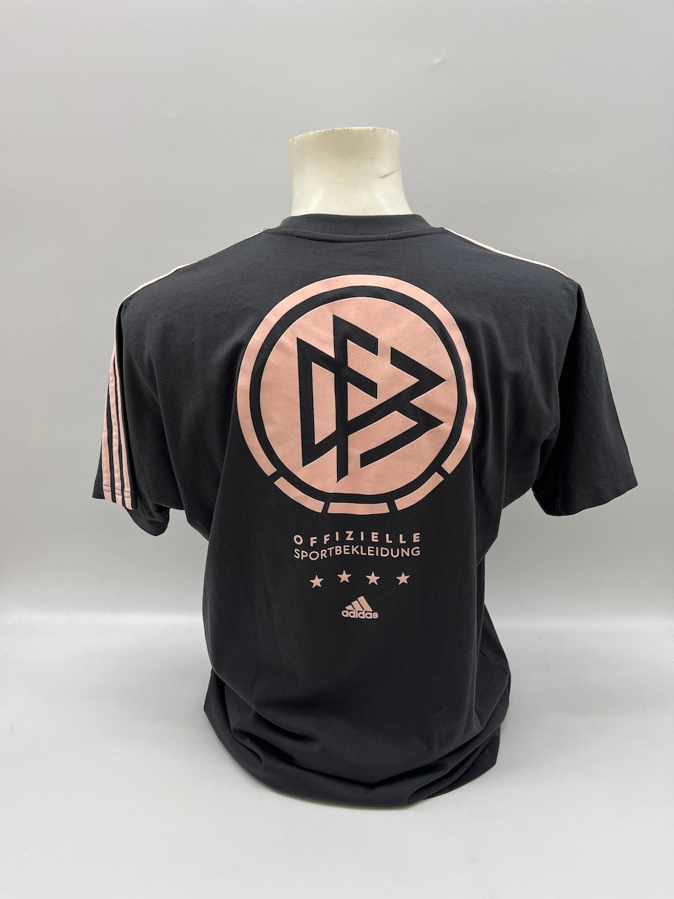 Camiseta de la DFB firmada por Thomas Müller, Alemania M