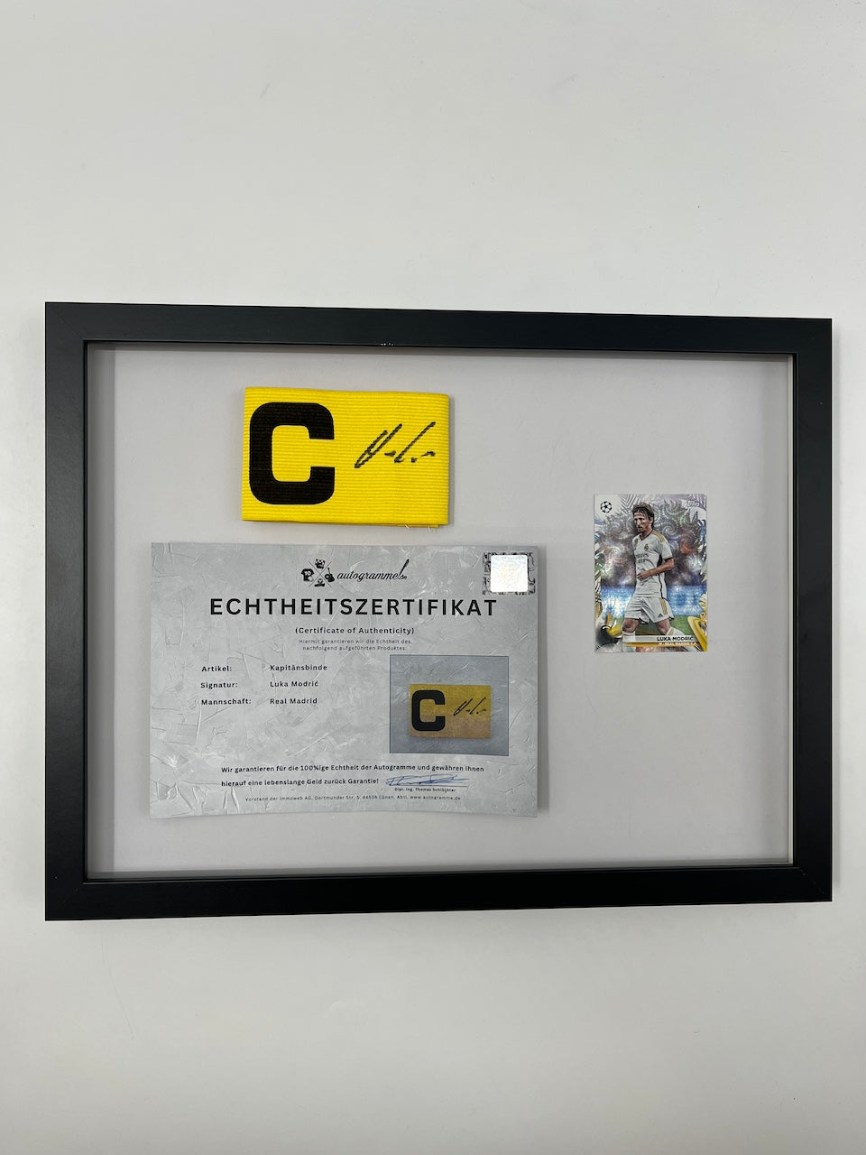 Kapitänsbinde Luka Modric signiert im Rahmen Real Madrid COA Autogramm