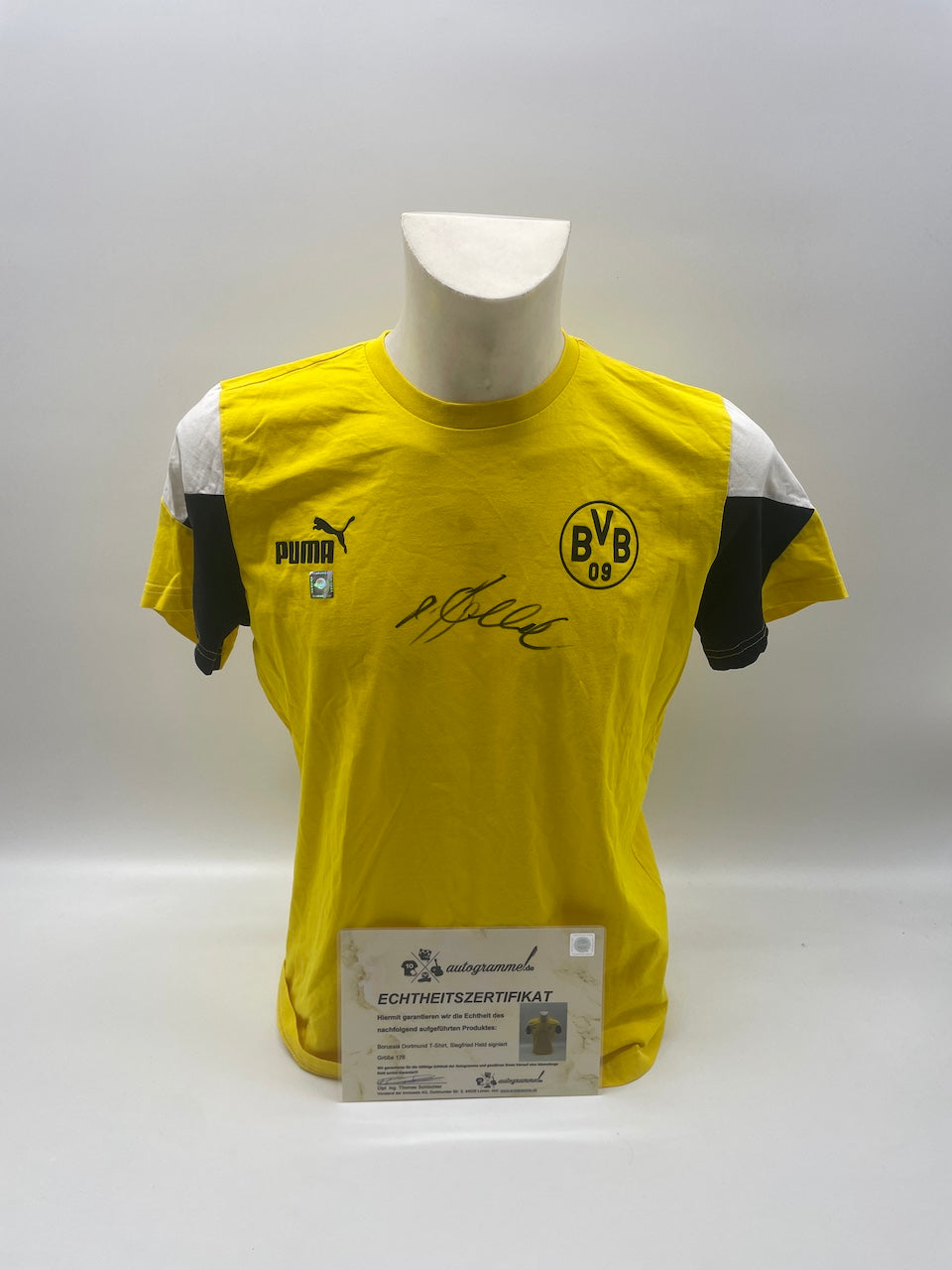 Borussia Dortmund T-shirt Sigfried Held signed BVB Autogram Bundesliga 176