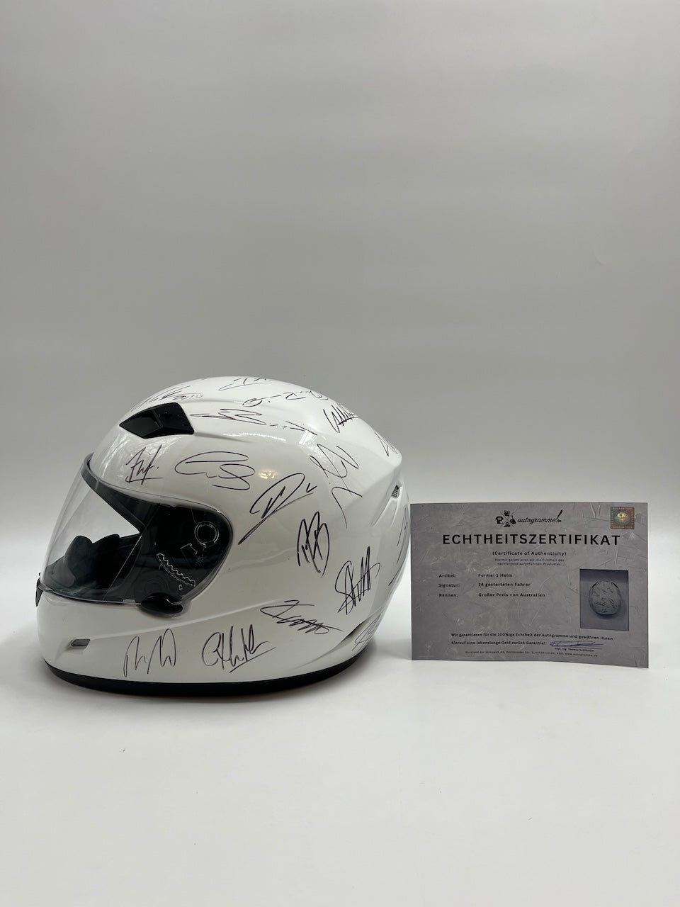 Formel 1 Helm unterschrieben von 24 Fahrern Unterschrift Michael Schumacher