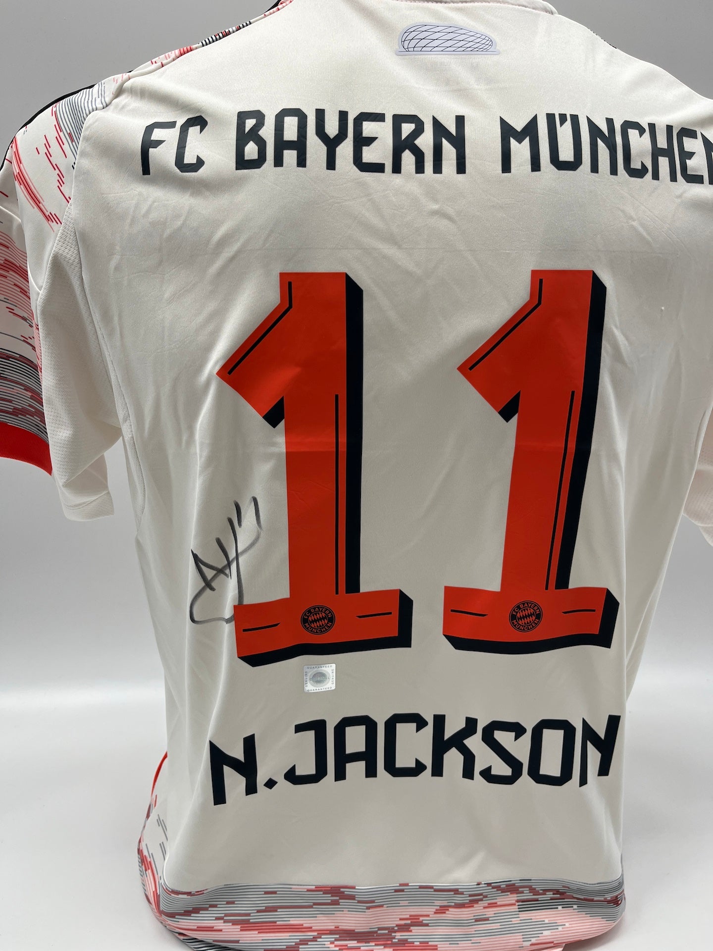 Bayern München Trikot Nicolas Jackson signiert Autogramm Adidas COA M