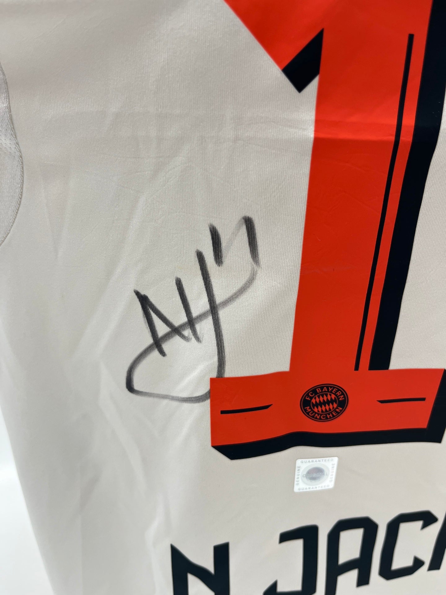 Bayern München Trikot Nicolas Jackson signiert Autogramm Adidas COA M