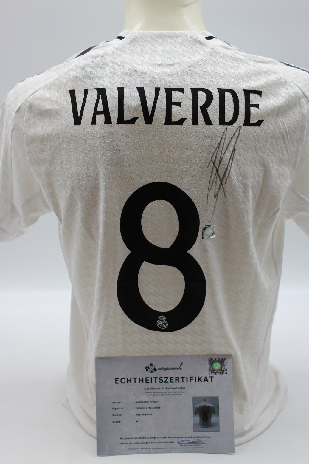 Real Madrid Trikot Federico Valverde signiert Autogramm Adidas neu M