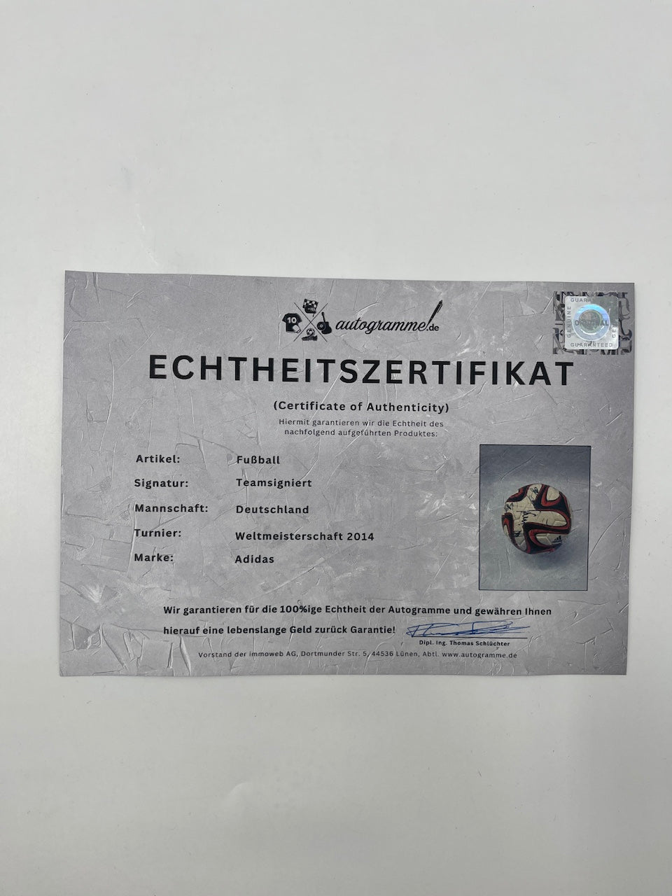 Fußball Teamsigniert WM 2014 in Vitrine DFB Unterschrift Autogramm Adidas Ball