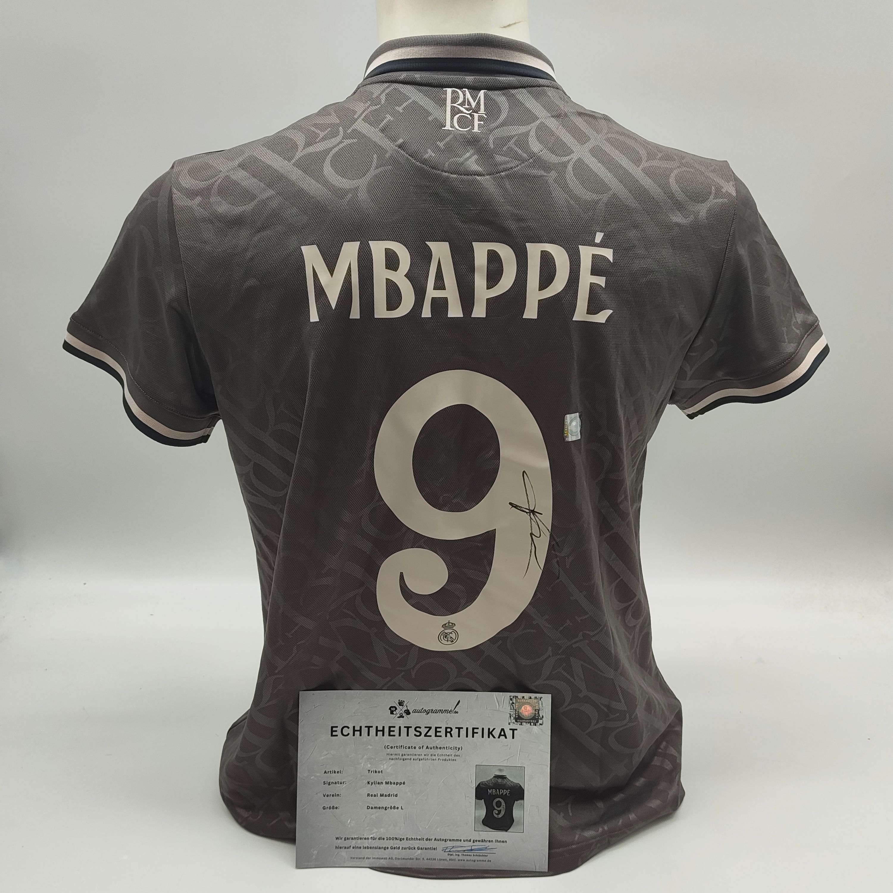 Real Madrid Damen Trikot Kylian Mbappe signiert Autogramm Adidas COA L
