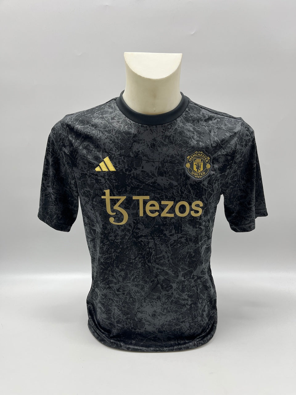 Manchester United Trikot Kobbie Mainoo signiert Autogramm Adidas 176