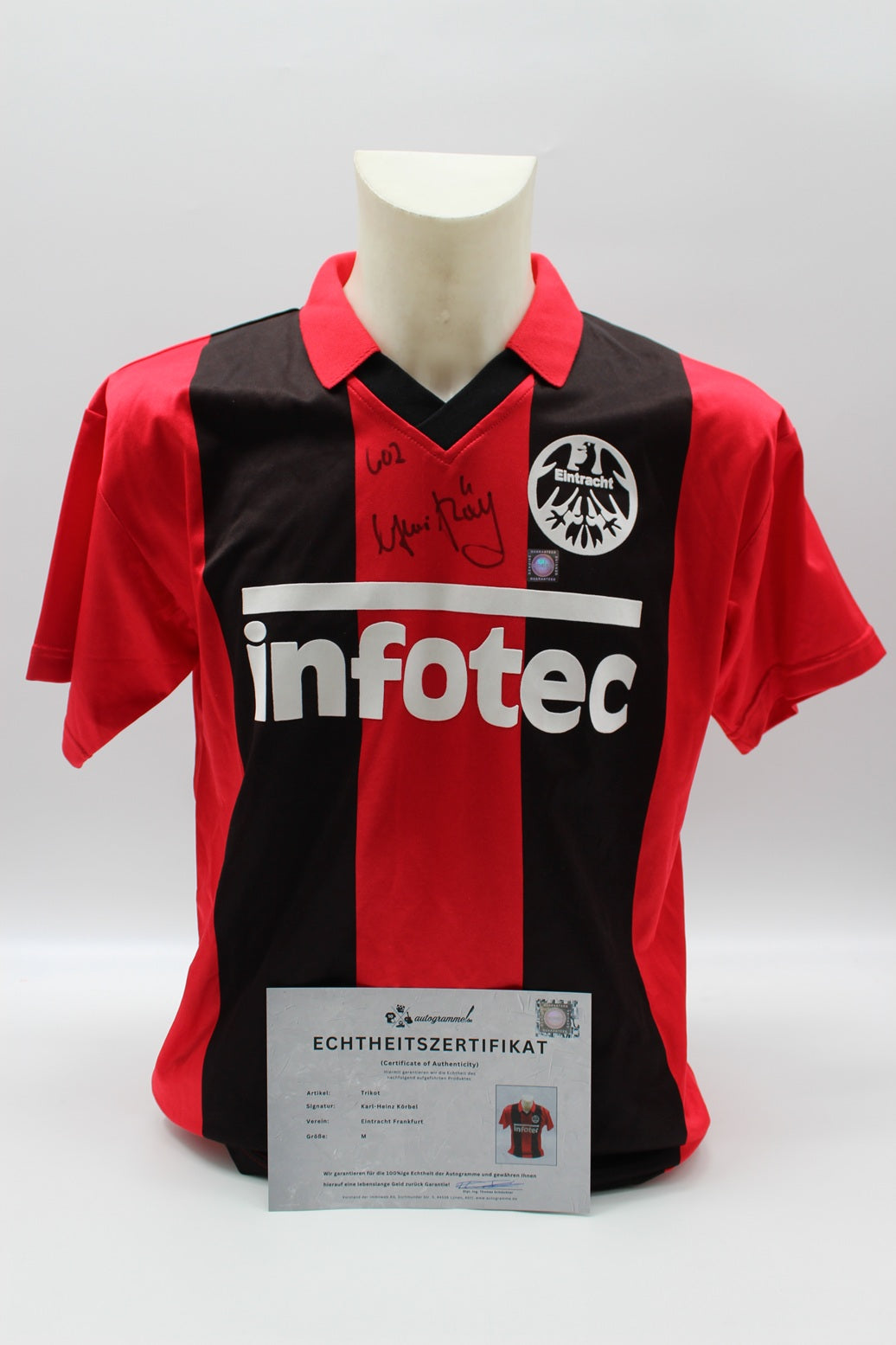 Eintracht Frankfurt Repro Trikot Karl-Heinz Körbel signiert Autogramm M