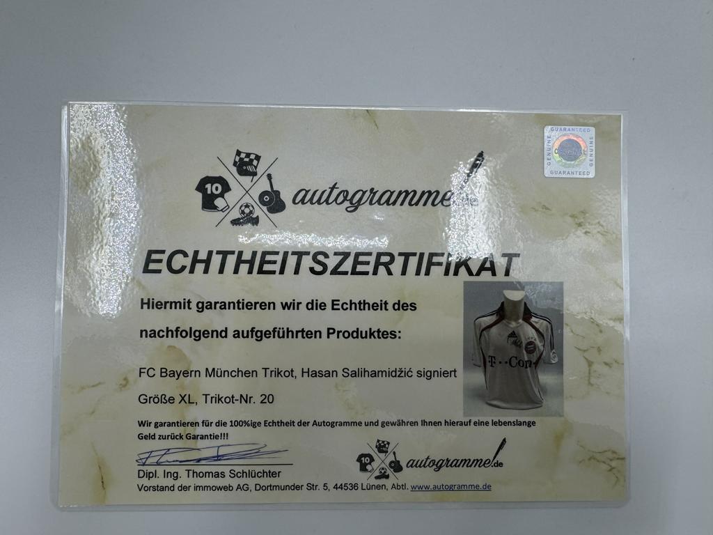 Bayern Munich jersey, Hasan Salihamidzic signed, autographs Bundesliga adidas XL