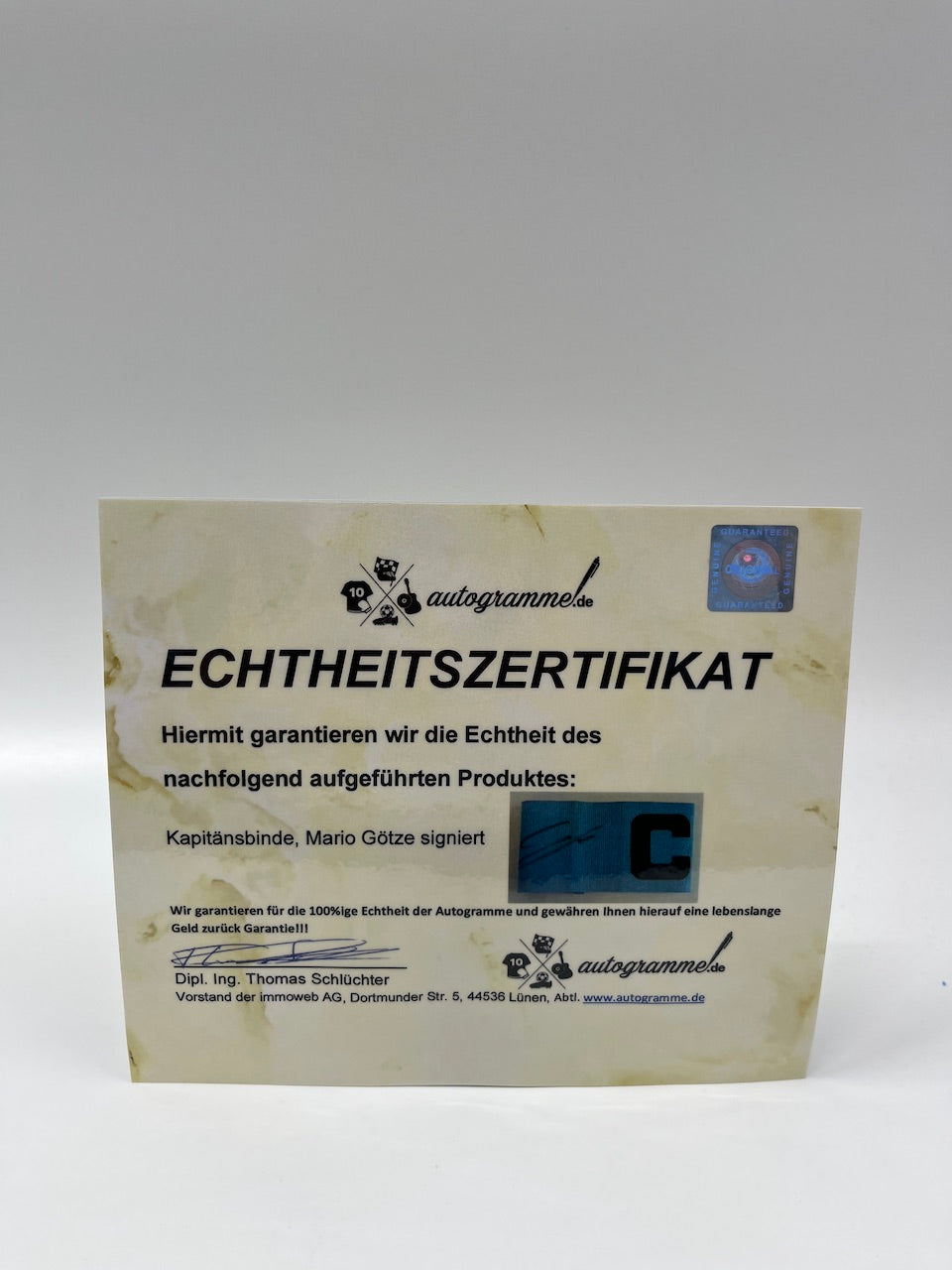 Kapitänsbinde Mario Götze signiert im Rahmen DFB Fußball Autogramm COA