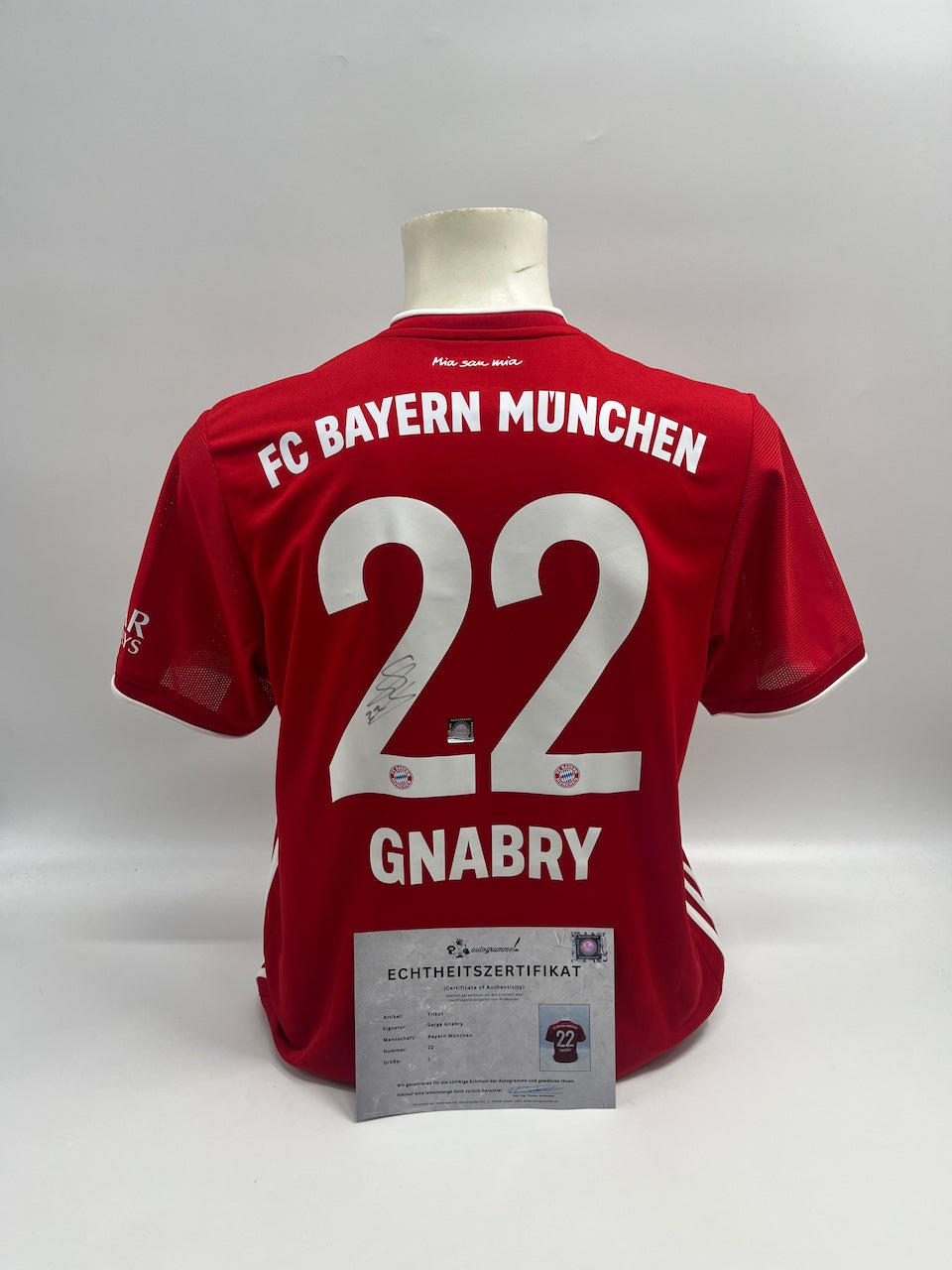 Bayern München Serge Gnabry signiert Autogramm Adidas COA L