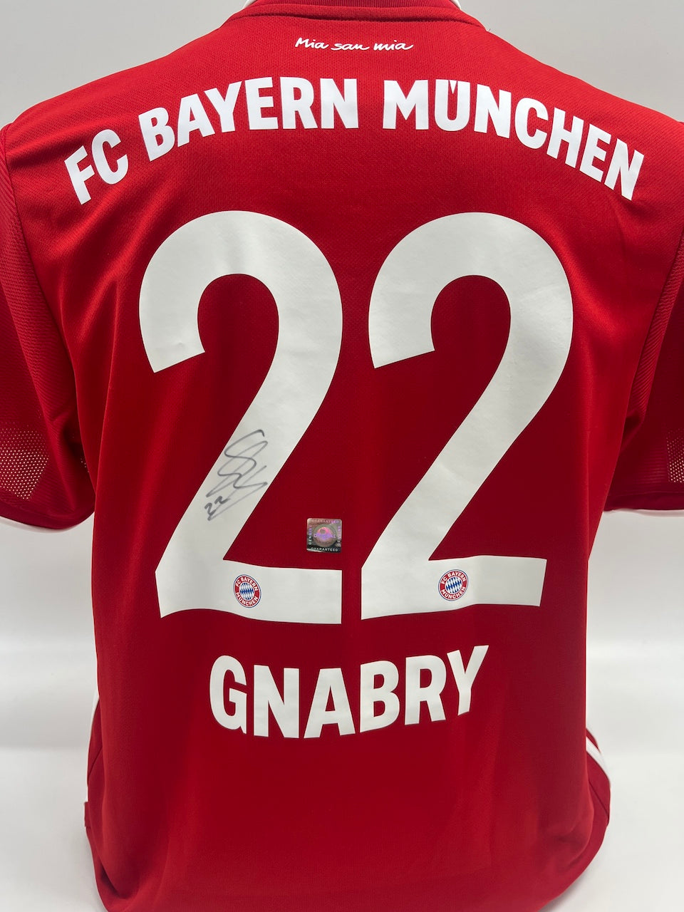 Bayern München Serge Gnabry signiert Autogramm Adidas COA L