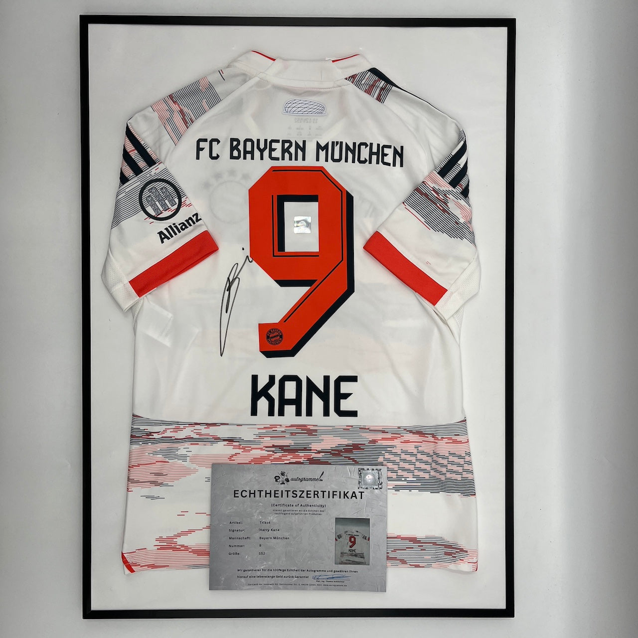 Bayern München Trikot Harry Kane signiert im Rahmen COA Adidas 152