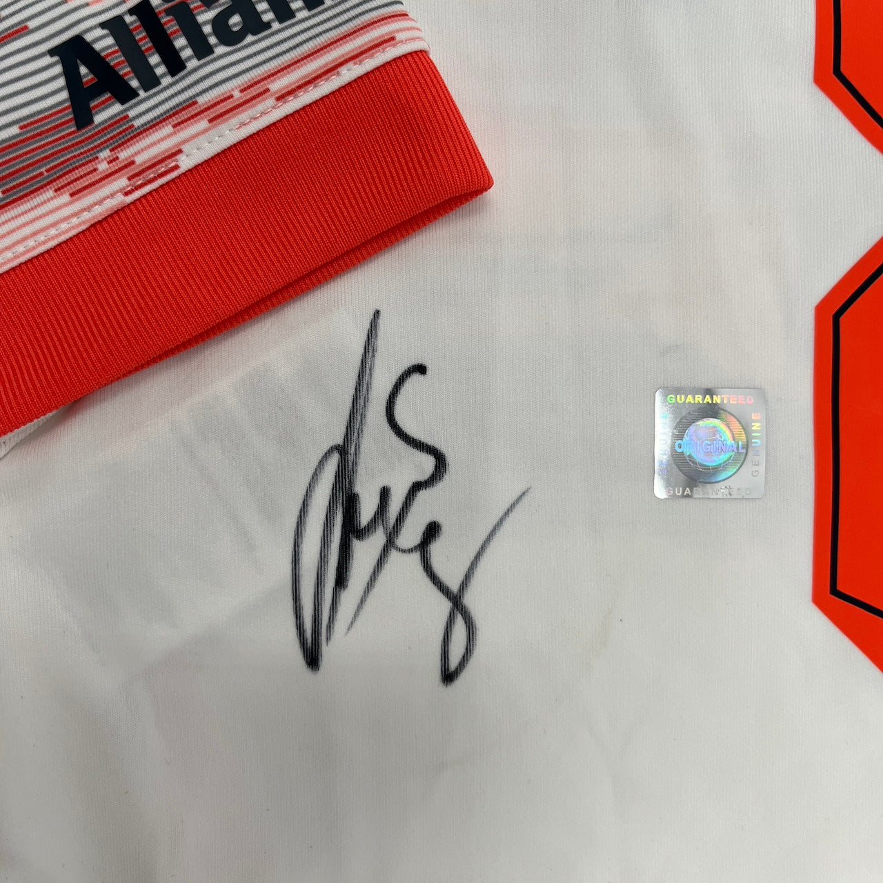 Bayern München Trikot Leon Goretzka signiert im Rahmen COA Adidas 152