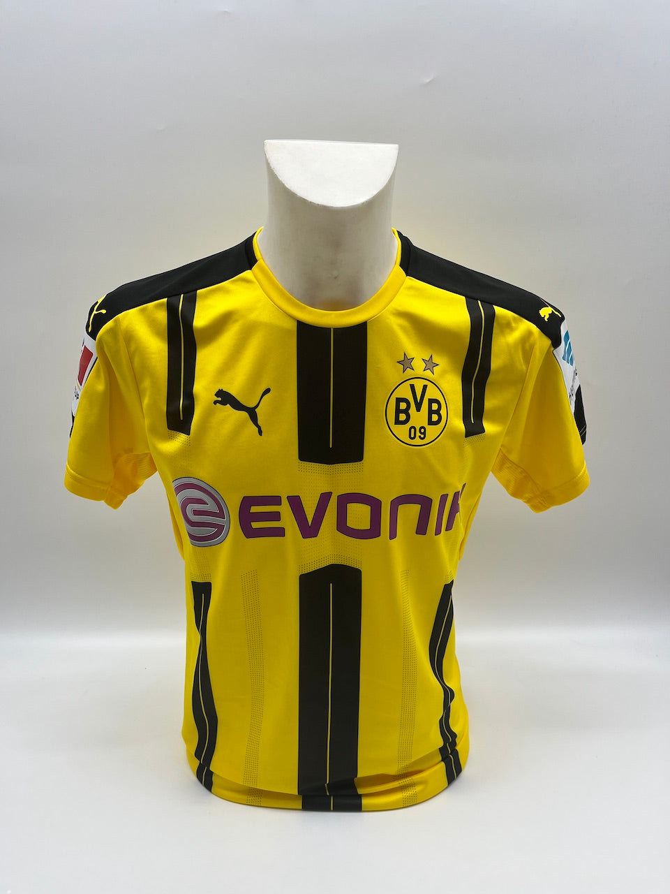 Matchworn Dortmund jersey worn by Sebastian Rode 14.08.2016 BVB-FCB