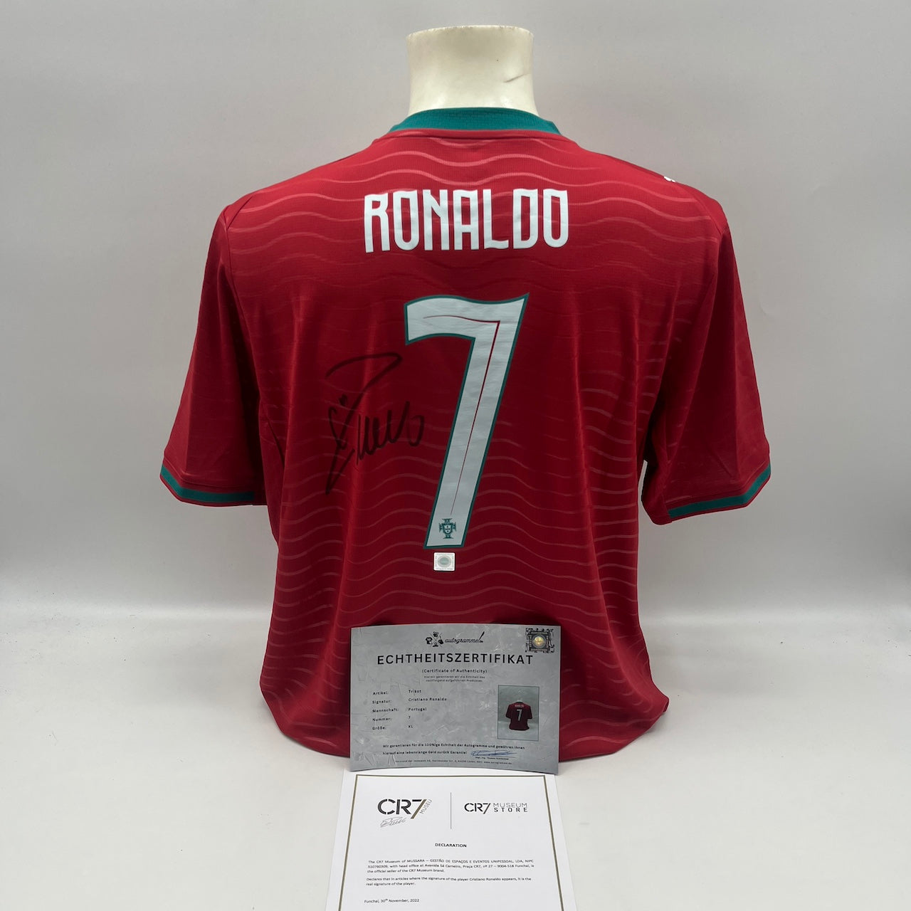 Portugal Trikot Cristiano Ronaldo signiert Autogramm COA Fußball 2026 Rot XL