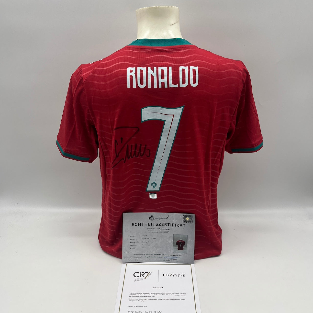 Portugal Trikot Cristiano Ronaldo signiert Autogramm COA Fußball 2026 Rot M