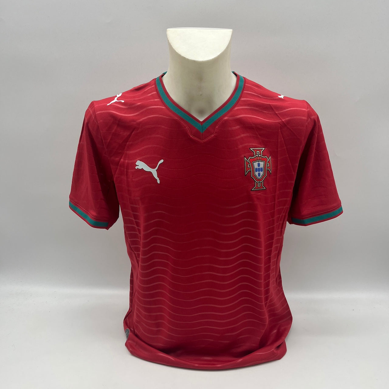 Portugal Trikot Cristiano Ronaldo signiert Autogramm COA Fußball 2026 Rot M