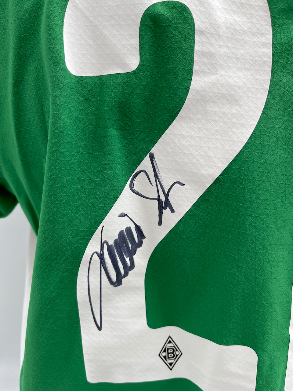 Matchworn Gladbach jersey worn & signed by Stefan Lainer 15.02.2025