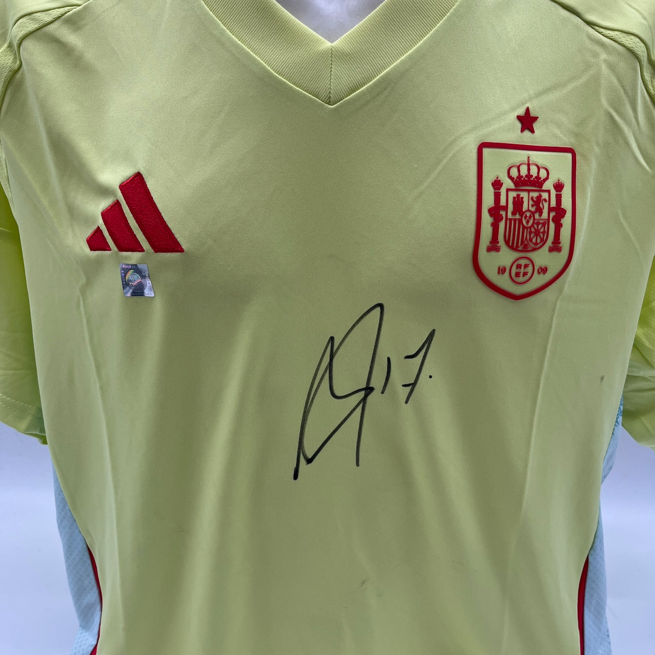 Spanien Trikot Raul Asencio signiert Adidas COA Autogramm XL