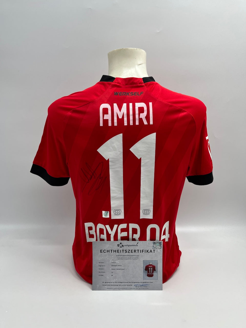 Matchvorbereitetes Bayer Leverkusen Spielertrikot Nadiem Amiri signiert M