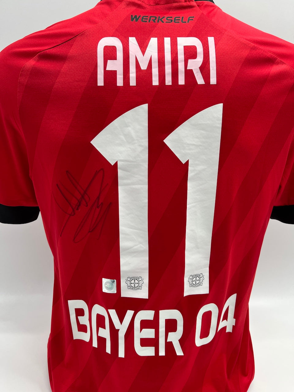 Matchvorbereitetes Bayer Leverkusen Spielertrikot Nadiem Amiri signiert M