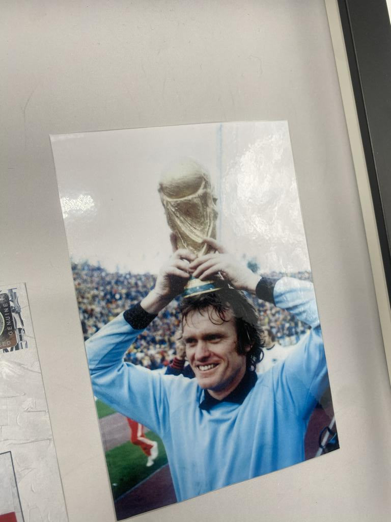 Kapitänsbinde Sepp Maier signiert im Rahmen DFB Fußball COA Autogramm