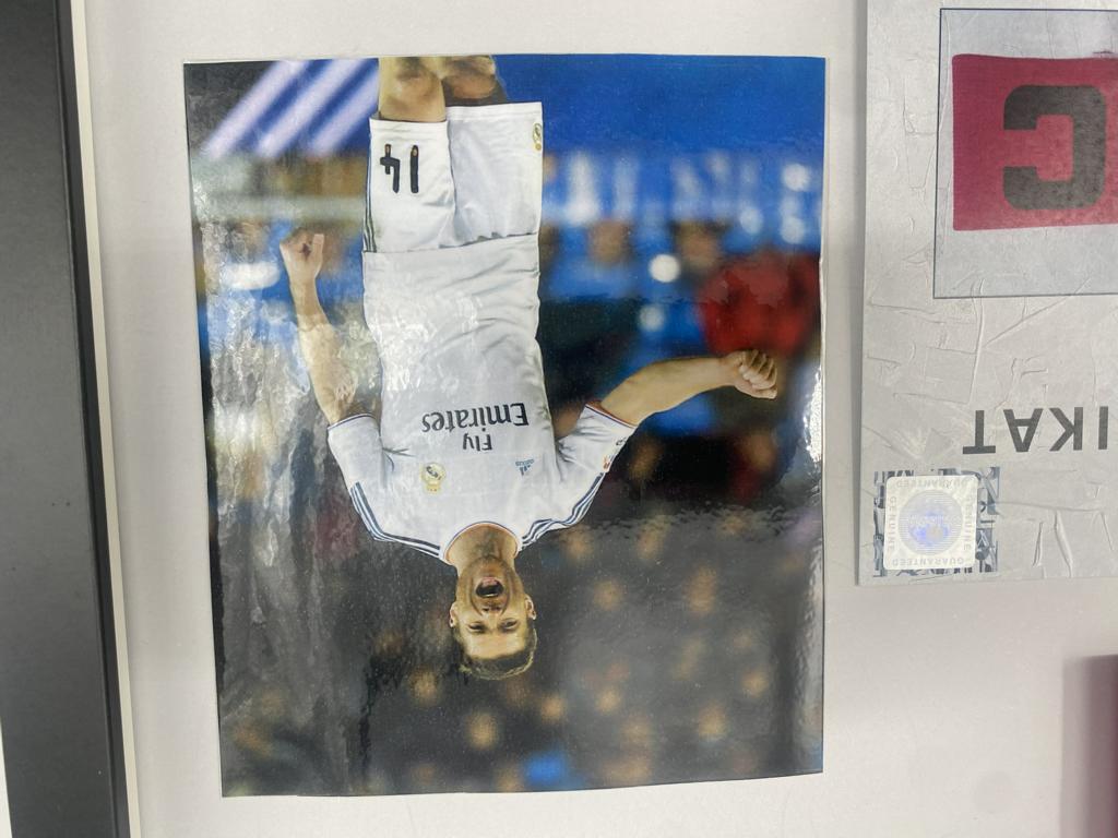 Kapitänsbinde Xabi Alsonso signiert im Rahmen Real Madrid Fußball COA Autogramm