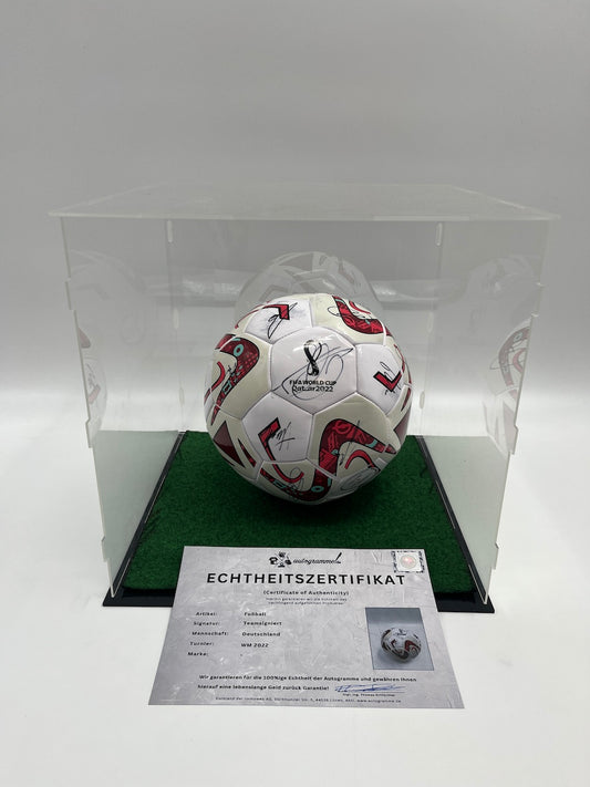 Fußball Teamsigniert WM 2022 in Vitrine DFB Autogramm COA Ball