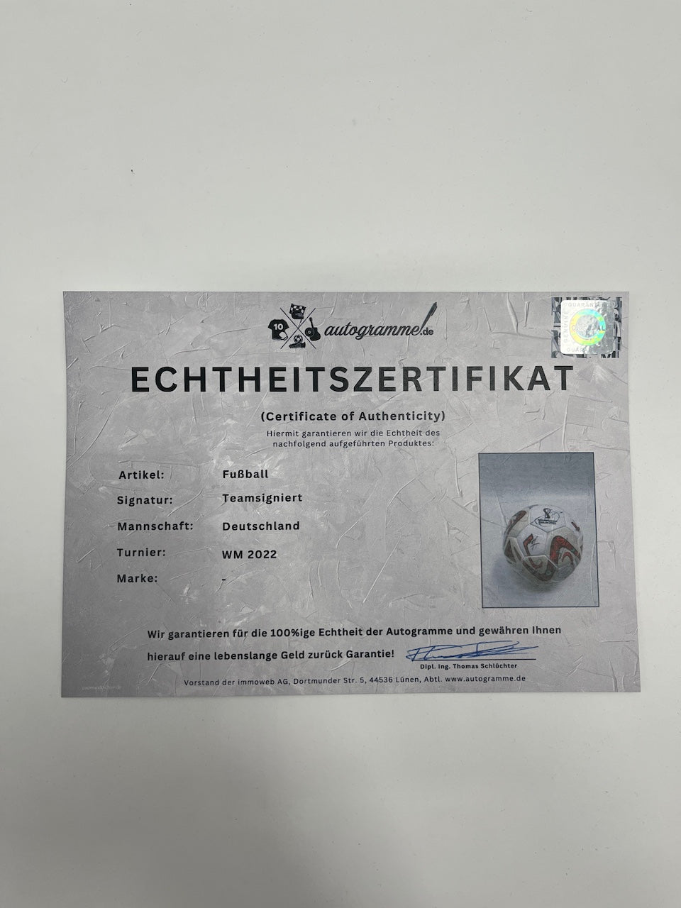 Football team signed World Cup 2022 in showcase DFB Autogram Coa Ball