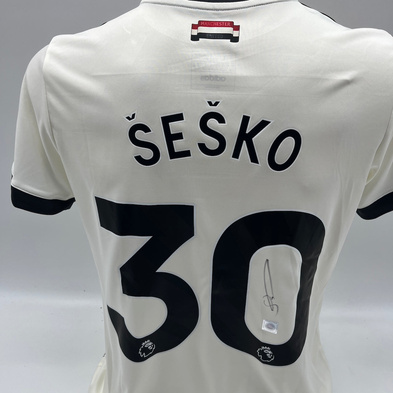 Manchester United Trikot Benjamin Sesko signiert Autogramm Adidas COA L