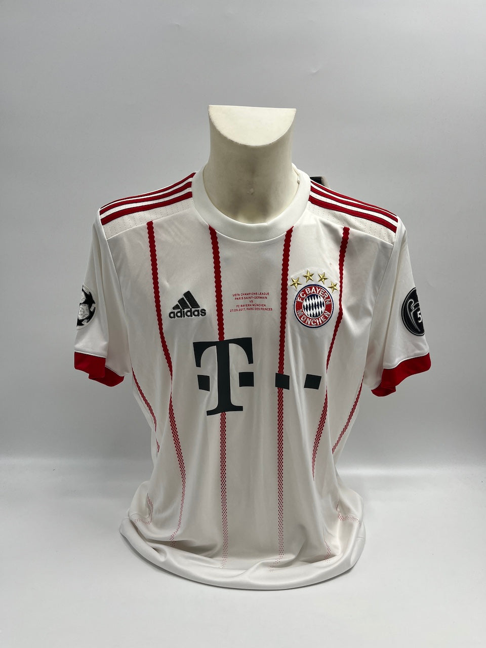 Bayern Munich jersey signed by Corentin Tolisso, Adidas COA signature, size L