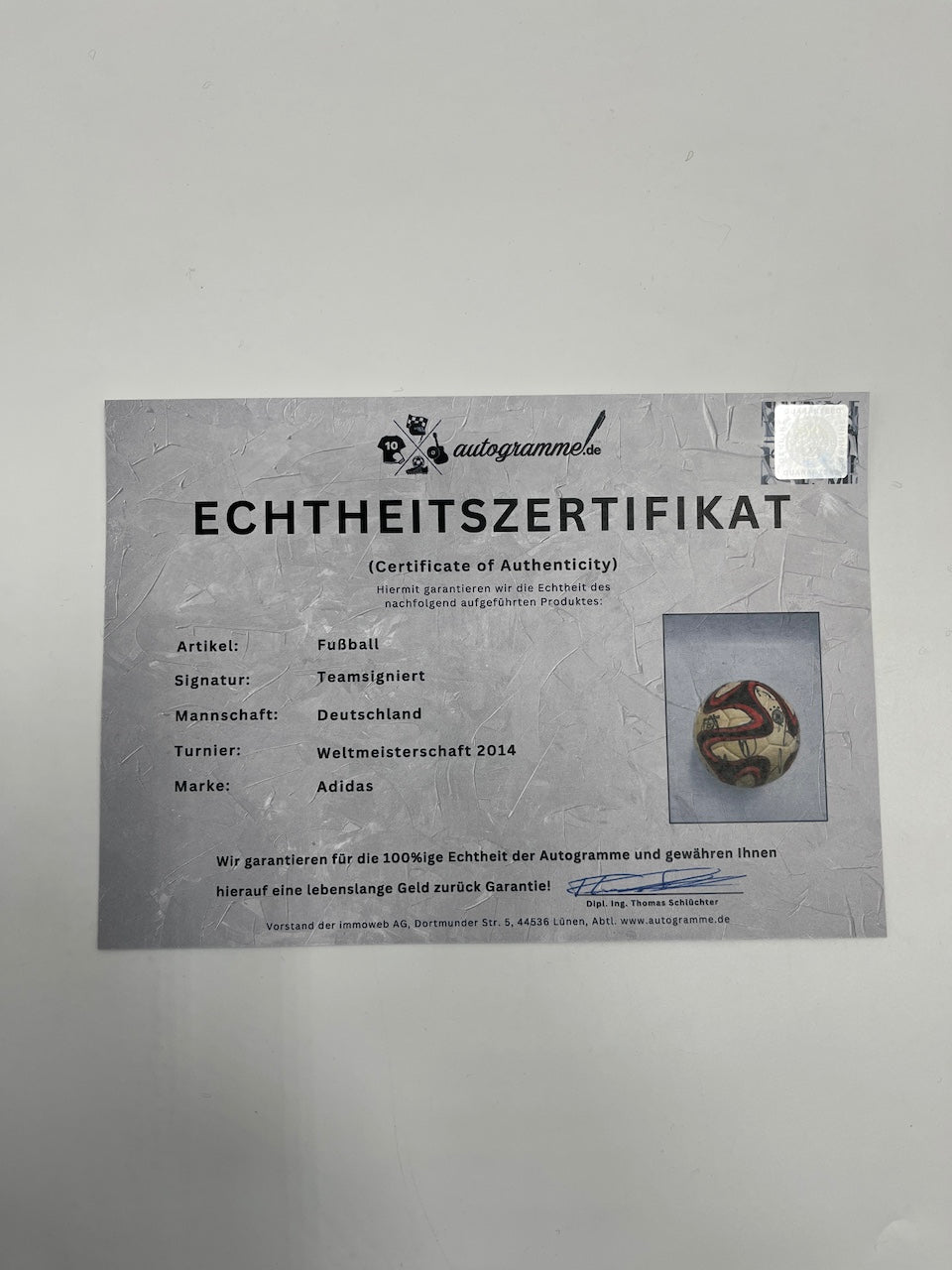 Fußball Teamsigniert WM 2014 in Vitrine DFB Unterschrift Autogramm Adidas Ball
