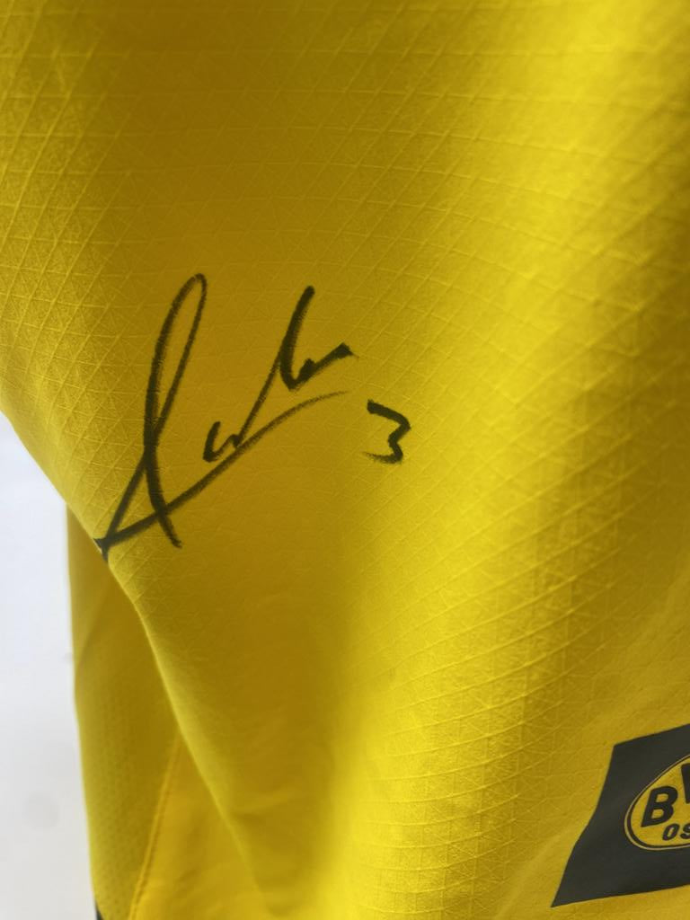 Borussia Dortmund Authentic Jersey Waldemar Anton signed BVB new Puma M