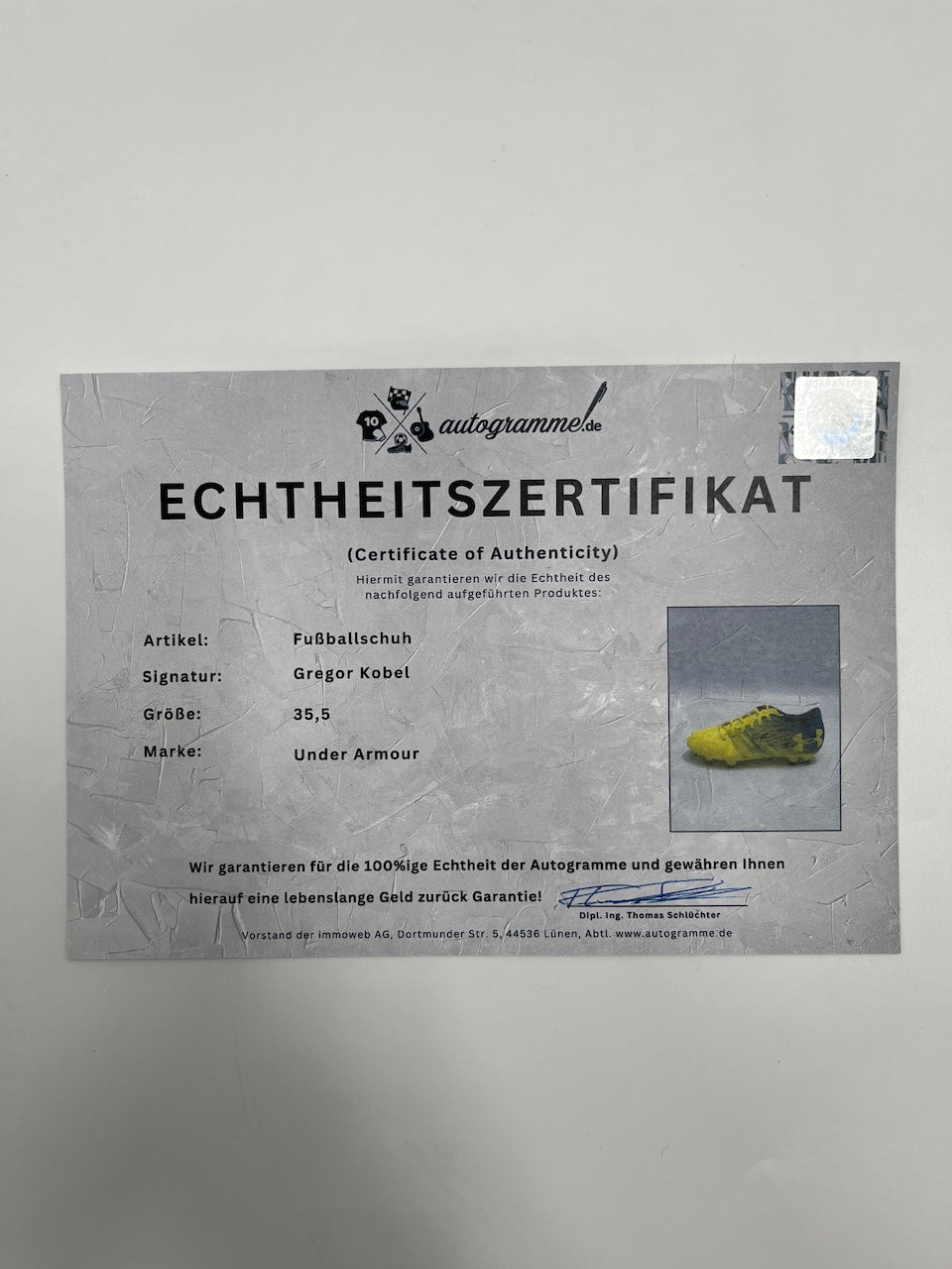 Fußballschuh Gregor Kobel signiert Fußball Autogramm Under Armour