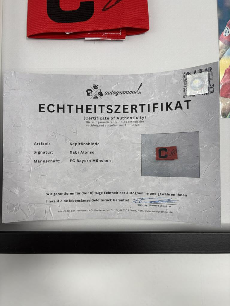 Kapitänsbinde Xabi Alonso signiert im Rahmen Bayern München Autogramm COA