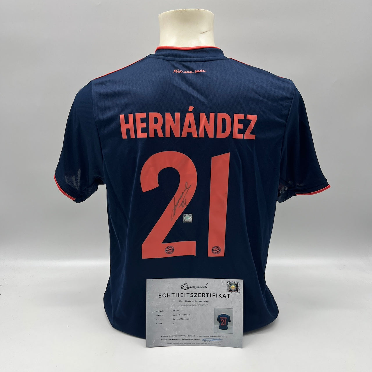 Bayern München Trikot Lucas Hernandez signiert Autogramm Adidas L