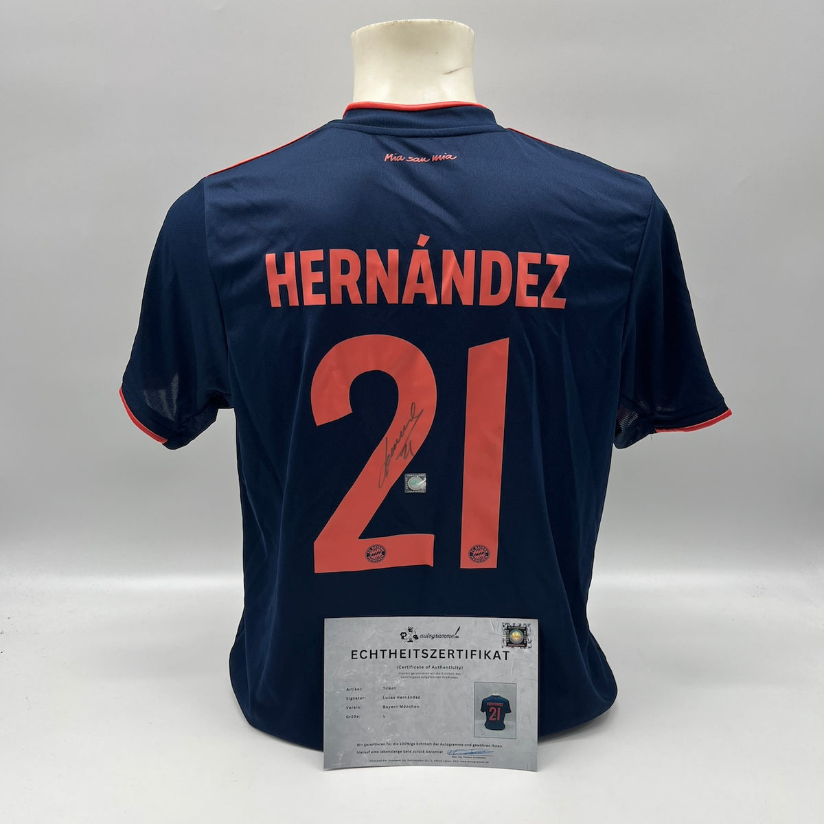 Bayern München Trikot Lucas Hernandez signiert Autogramm Adidas L