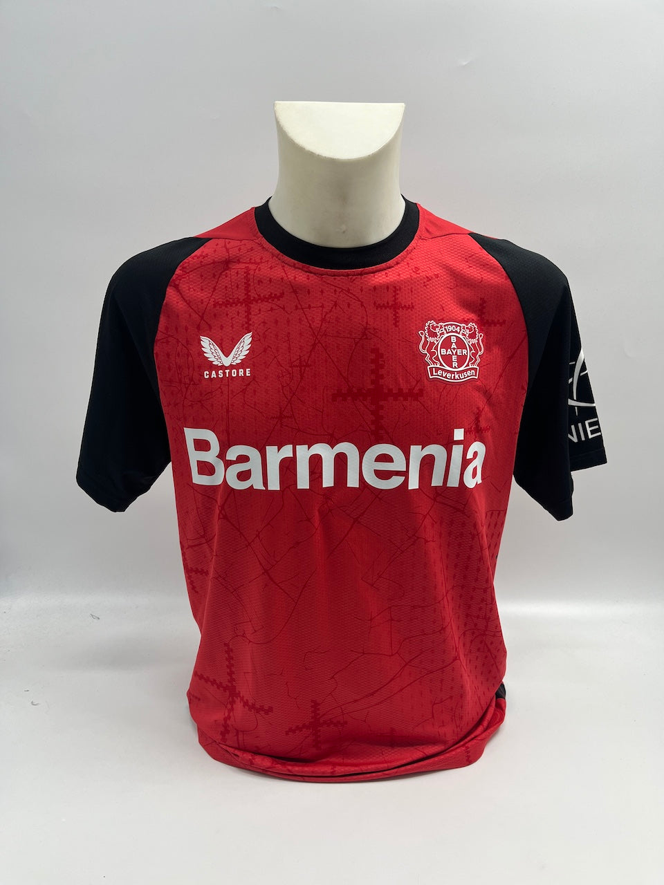 Match-worn Leverkusen jersey worn and signed by Florian Wirtz on August 10, 2024