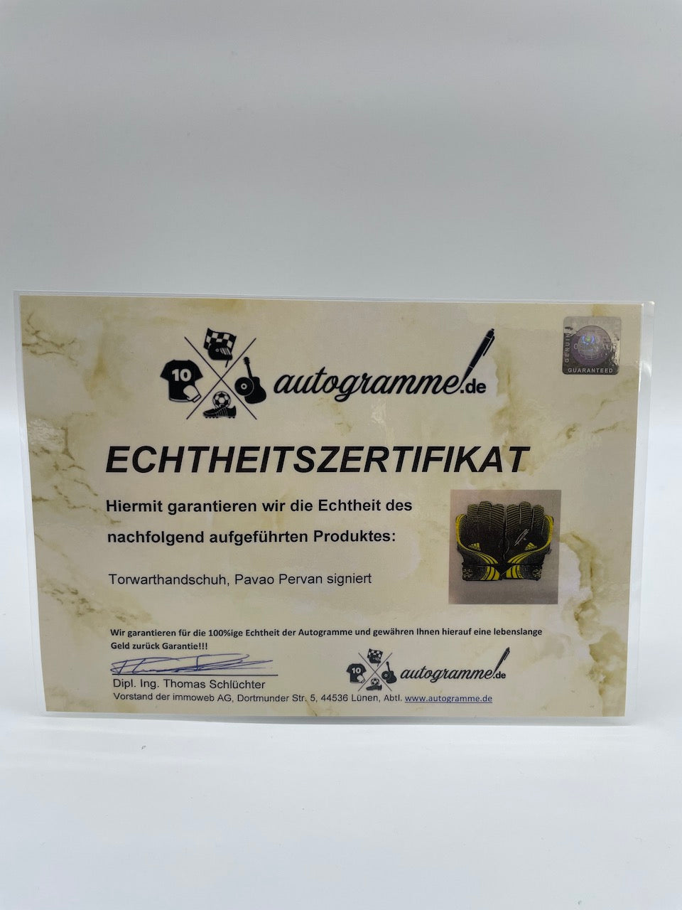 Goalkeeper glove Pavao Pervan signed autograph Wolfsburg Coa