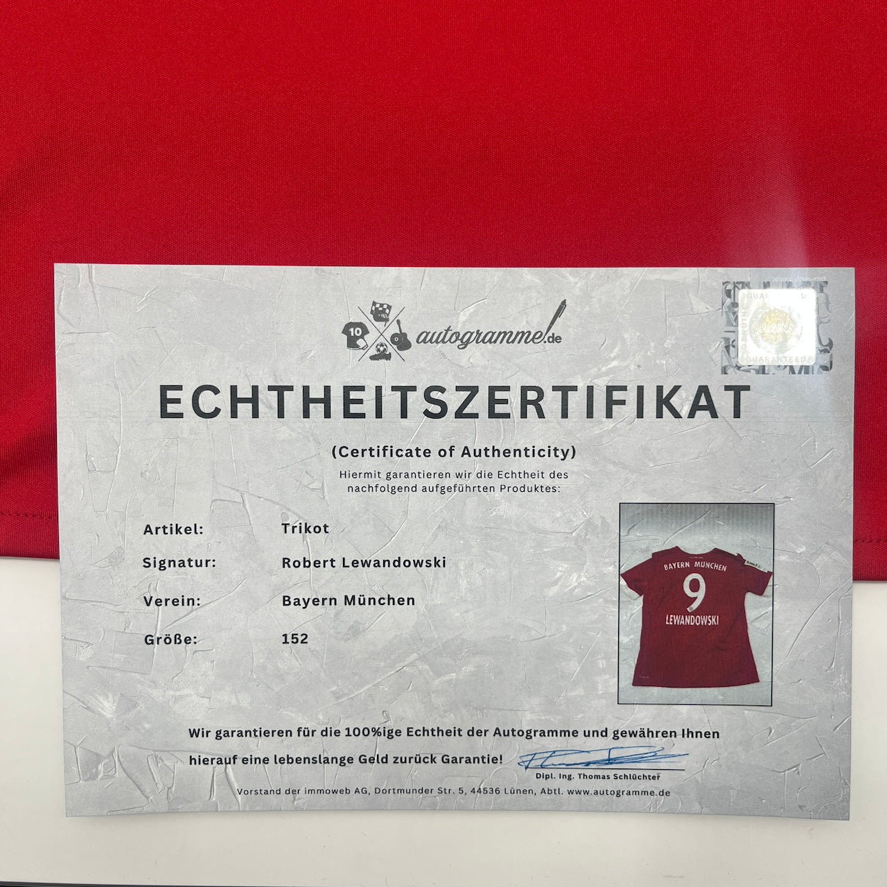 Bayern München Trikot Robert Lewandowski signiert im Rahmen COA Adidas 152