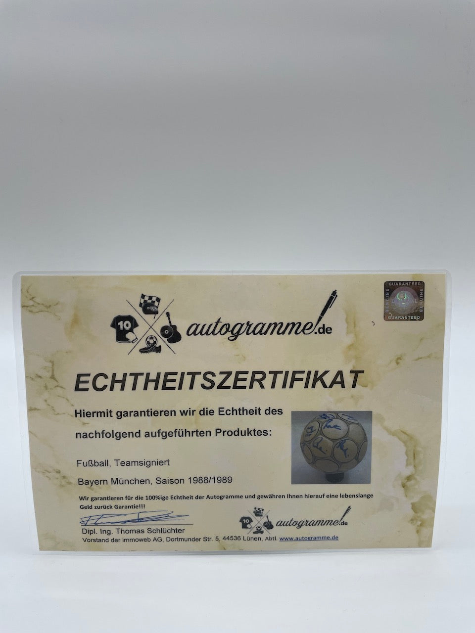 FC Bayern Football team signed 1988/1989 Signature autograph derbystar ball