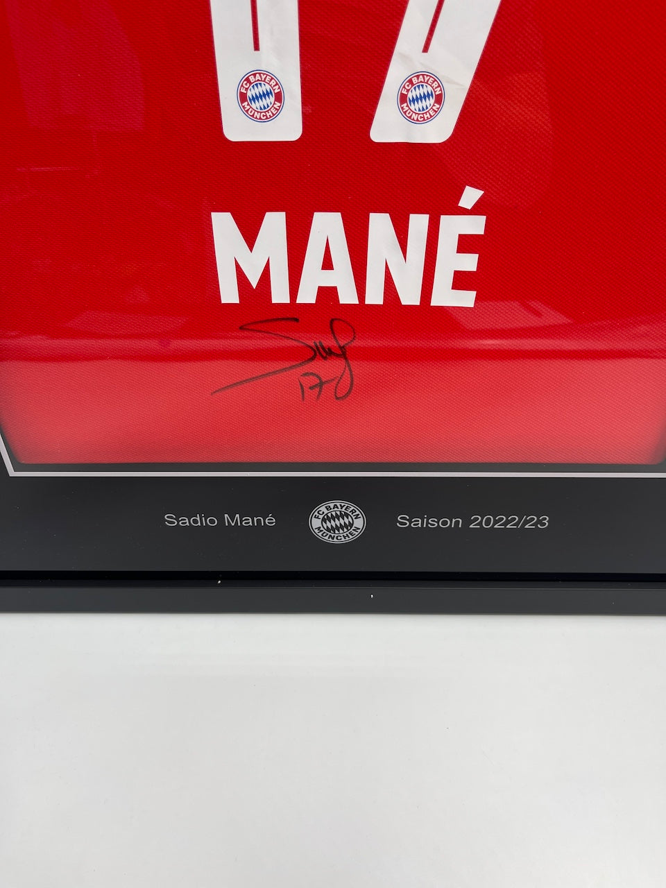 Bayern München Trikot Sadio Mane signiert im Rahmen COA Adidas neu