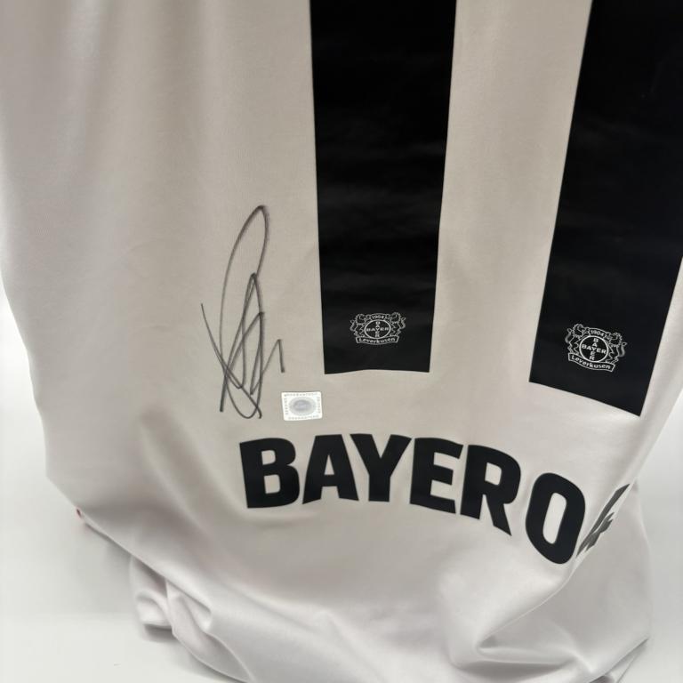 Bayer Leverkusen Trikot Nadiem Amiri signiert Castore COA Autogramm L