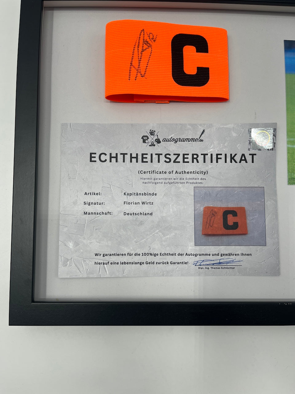 Kapitänsbinde Florian Wirtz signiert im Rahmen DFB Fußball Autogramm COA